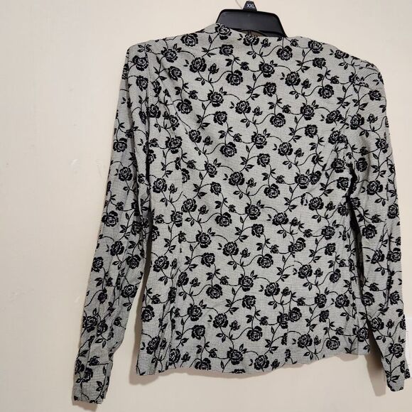 Prato Blazer For Women's Size 8 Black Embroidered Floral Front Buttons. - Picture 3 of 9